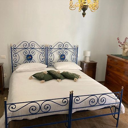 Casa Vacanze Il Borgo 古比奥 外观 照片