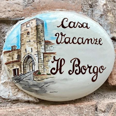 Casa Vacanze Il Borgo 古比奥 外观 照片