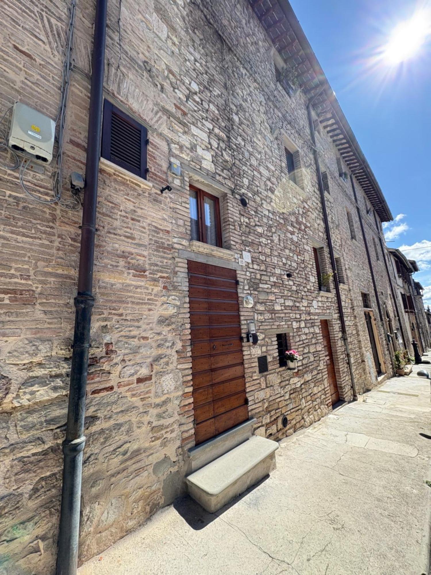 Casa Vacanze Il Borgo 古比奥 外观 照片